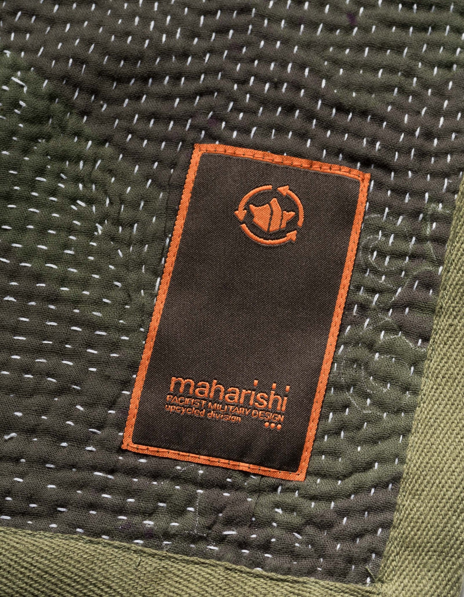 7196 Upcycled Blanket Olive A