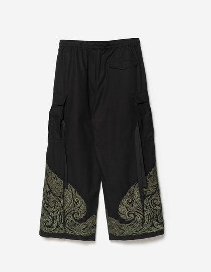 7688 Thai Temple Cropped Hakama Black