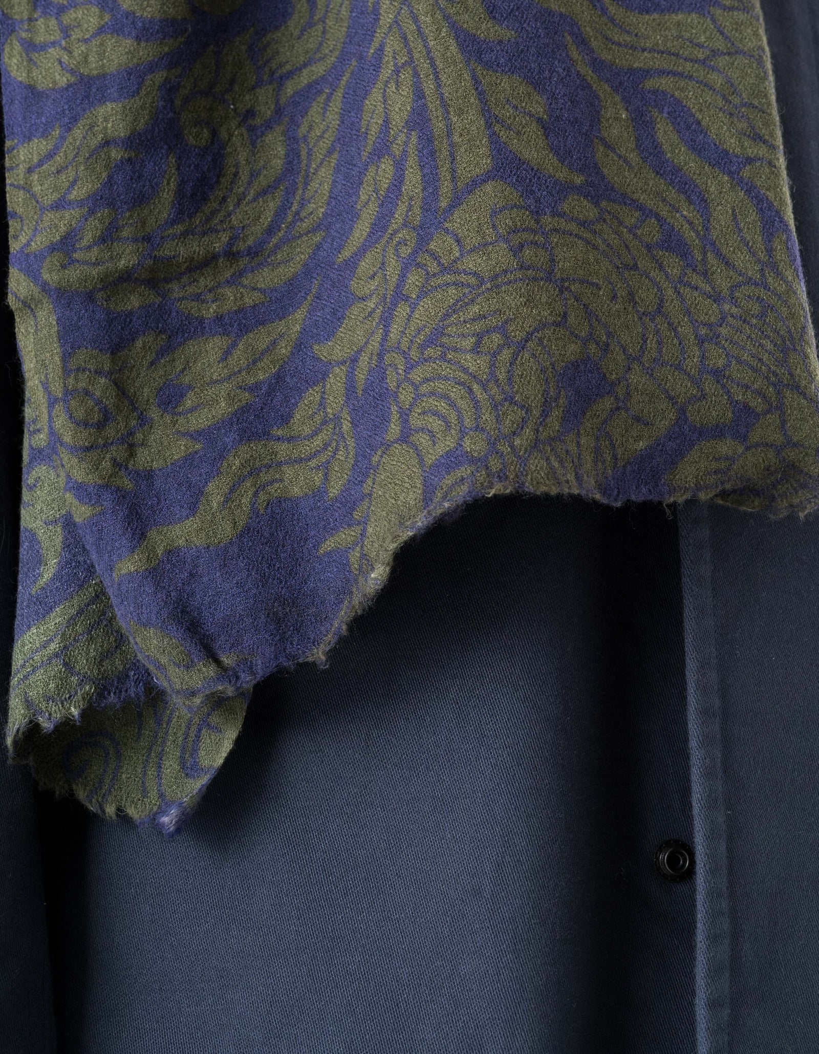 7690 Thai Temple Pashmina Navy/Olive