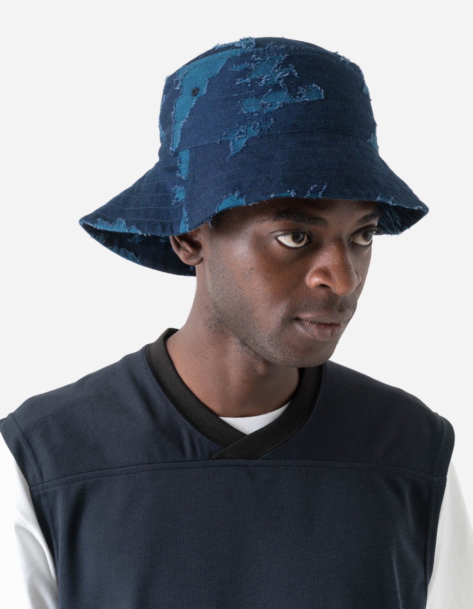 7571 Bonsai Forest Indigo Asym Bucket Hat Indigo