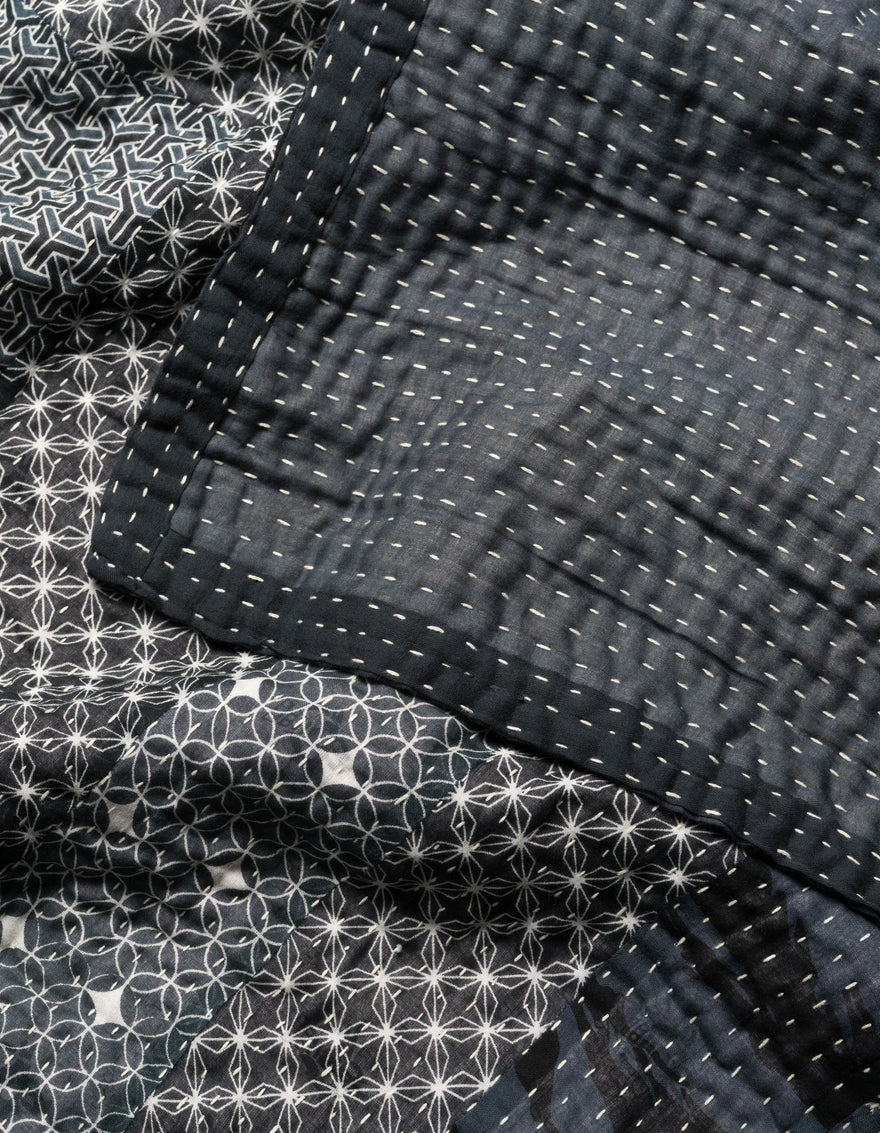 7611 Maha Rice Stitch Blanket Navy/Ecru