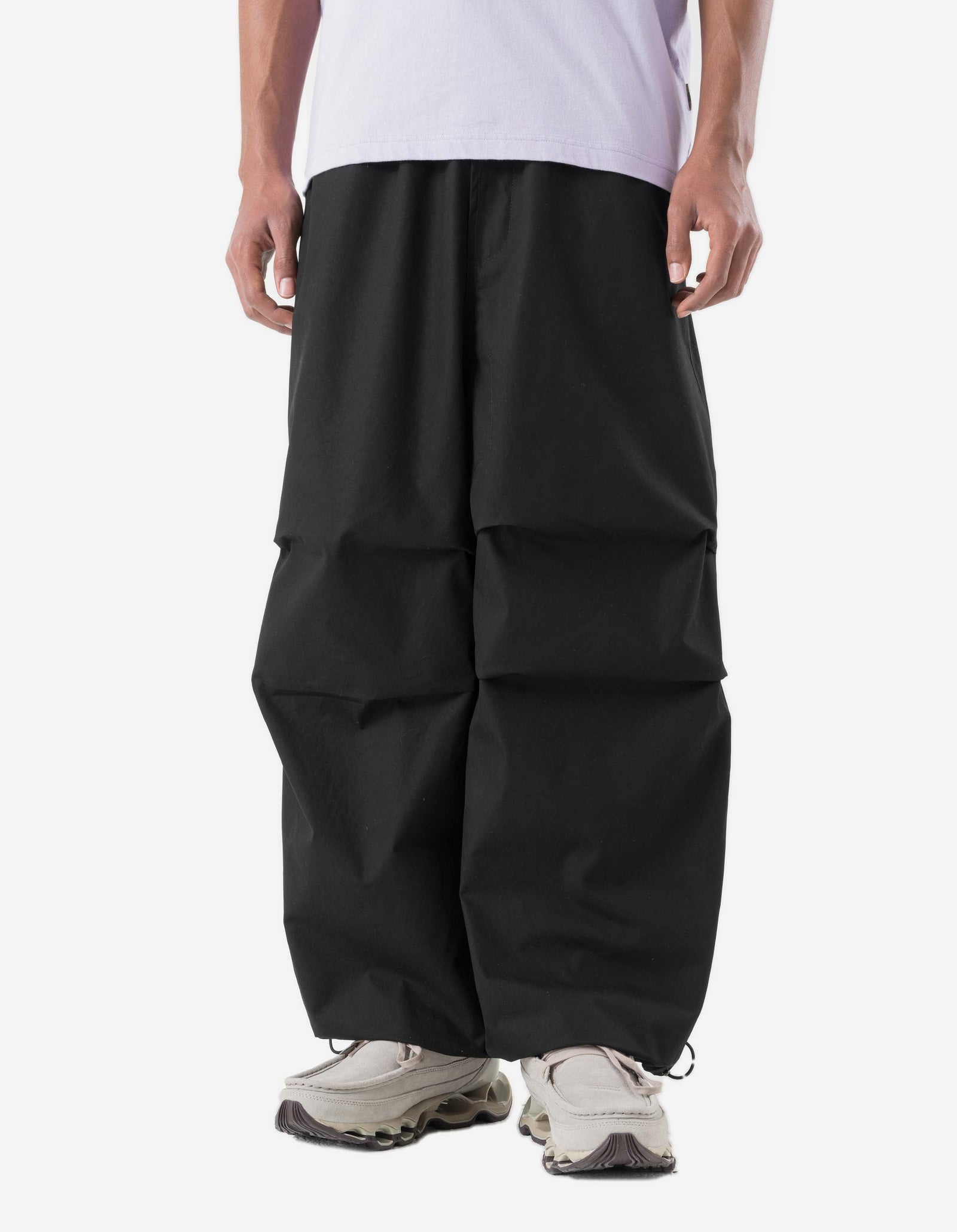 7699 Maha Overpants Black