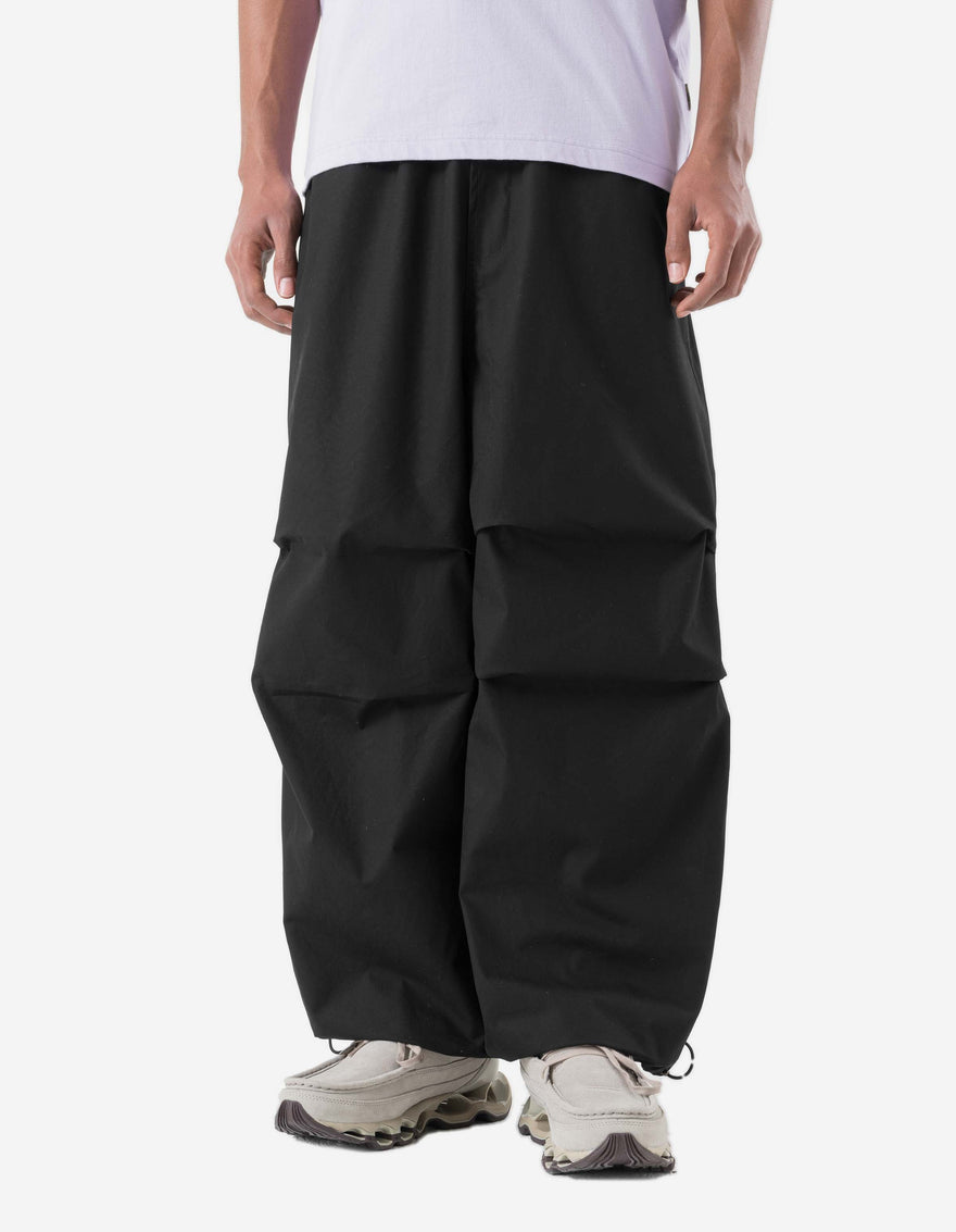 7699 Maha Overpants Black
