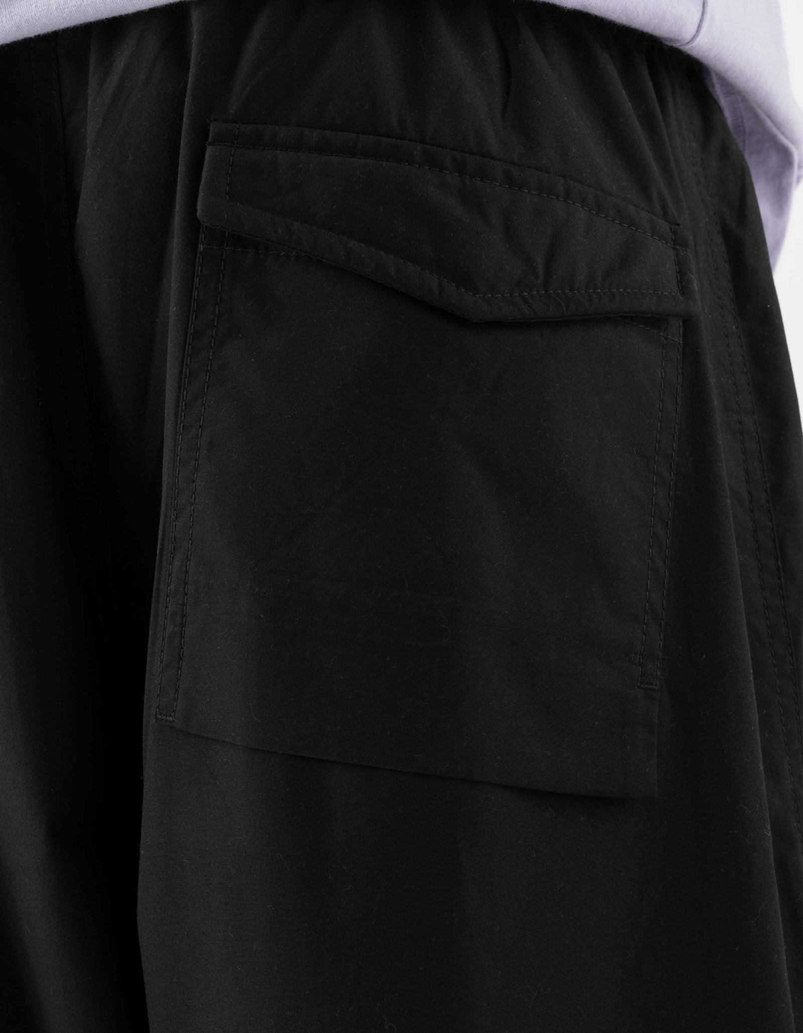 7699 Maha Overpants Black