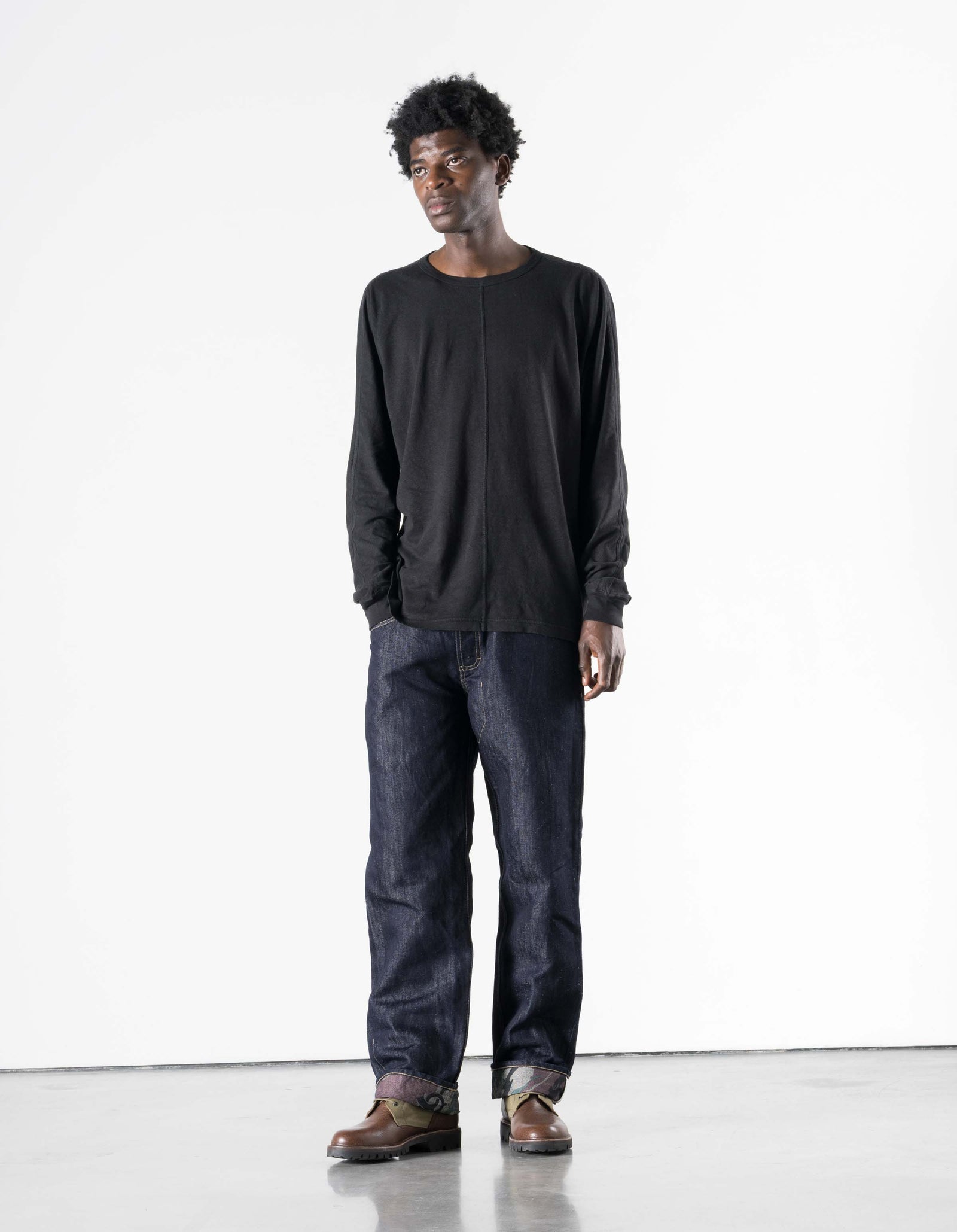 5245 Hemp Cross Oversized L/S T-Shirt Black