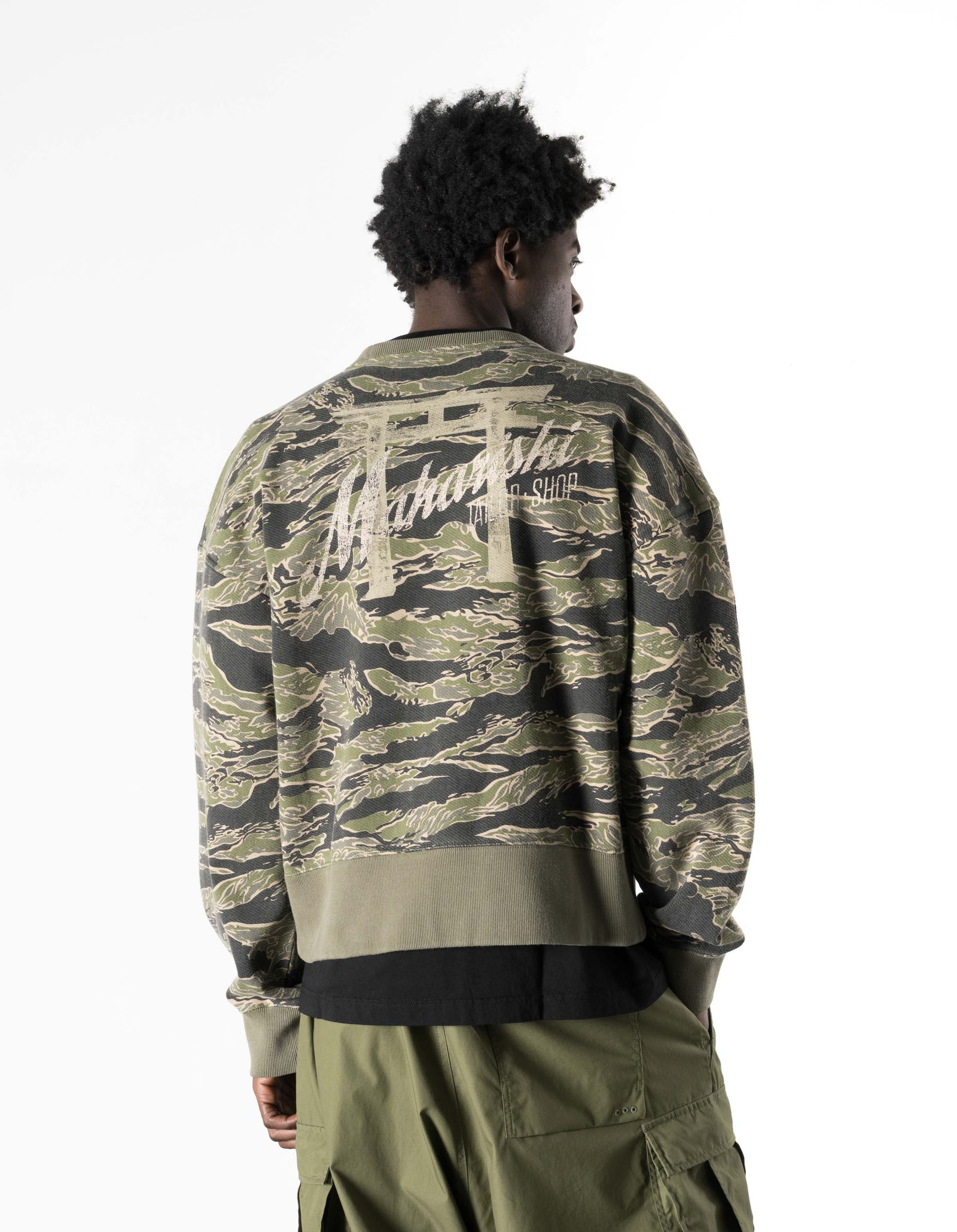 7245 Okinawa Vintage Crew Sweat John Wayne Colourway