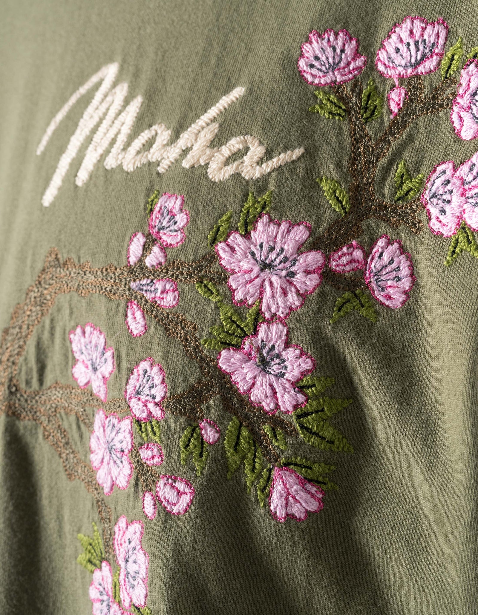 7352 Sakura Serenity S/S T-Shirt Olive OG-107F